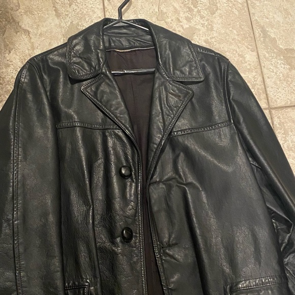 Genuine  vintage leather trench! - Picture 2 of 3